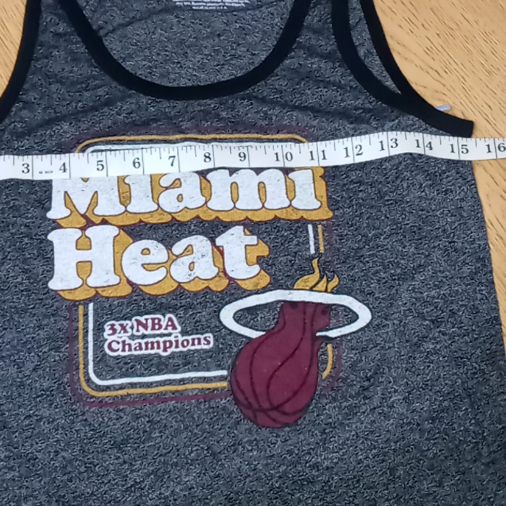 Miami Heat top - Picture 6 of 6